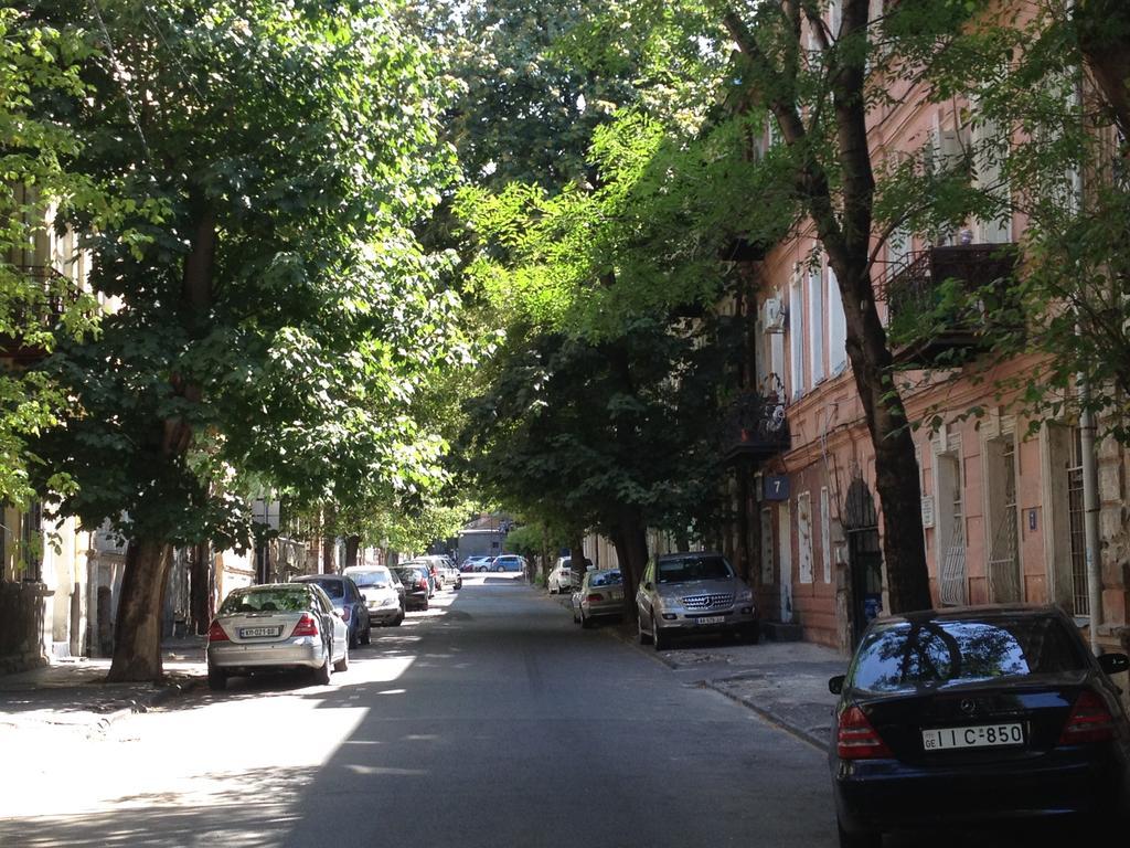 Ferienwohnung Alaroid'S Gt Tbilisi Exterior foto